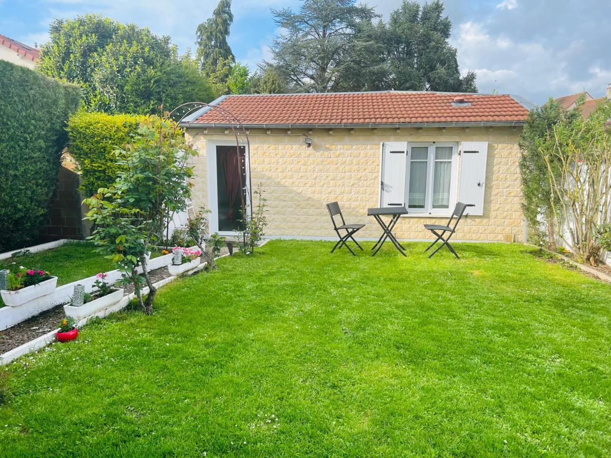 La Petite Maison Le Perray-en-Yvelines Kültér fotó